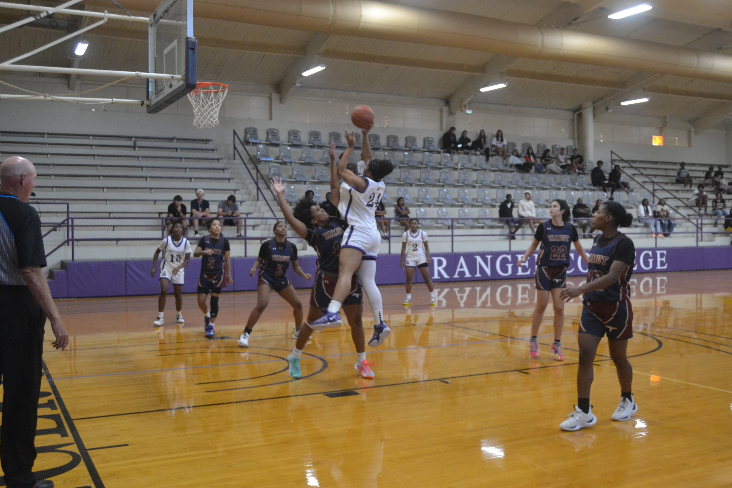 Ranger College Women's Basketball falls to Grayson at home.